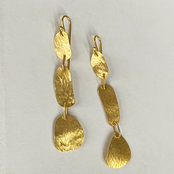 Dangling Hammered 3-Feature Earrings